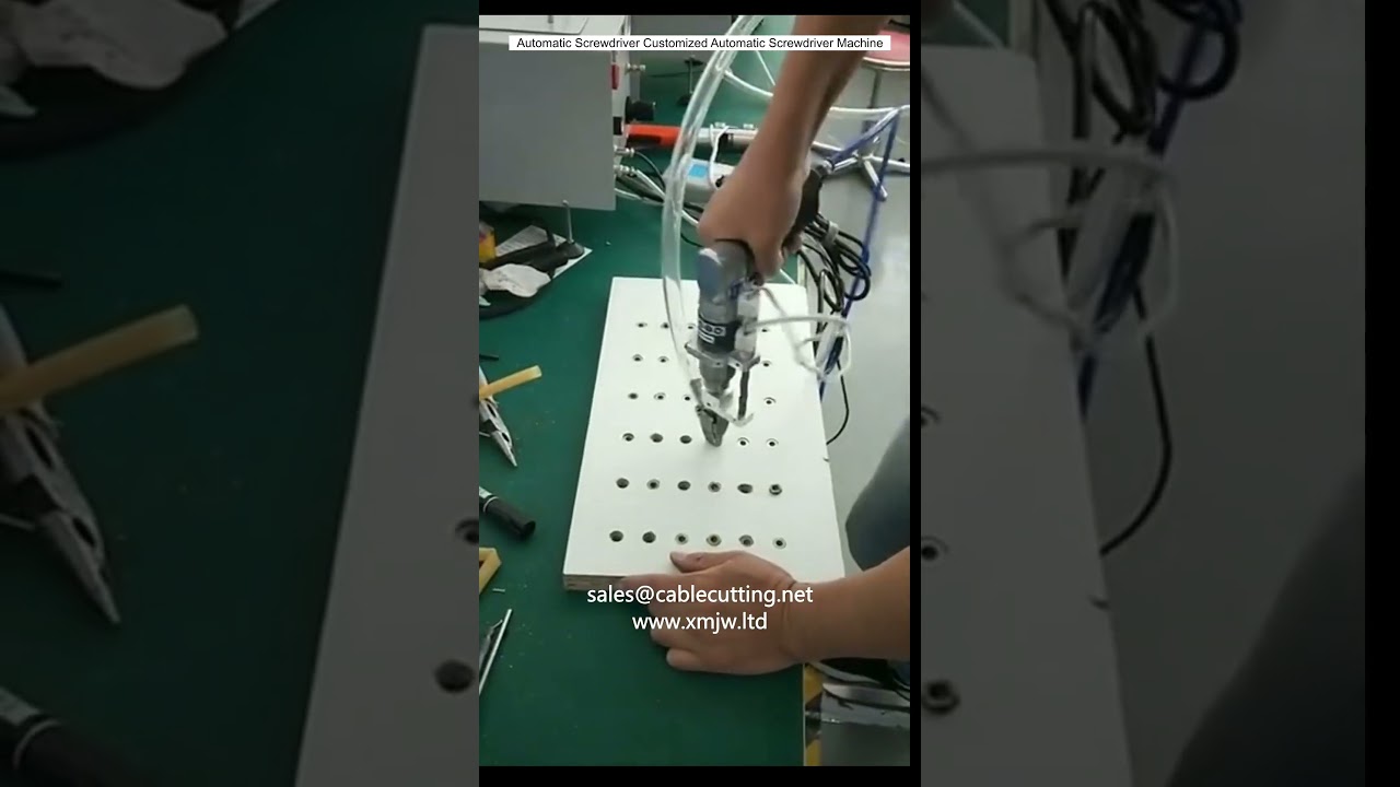 Mesin Pemutar Skru Automatik Tersuai untuk Perindustrian