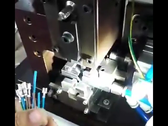 Semi-Automatic Straight Mold Terminal Stripping & Crimping Machine for Multi-Core Wire