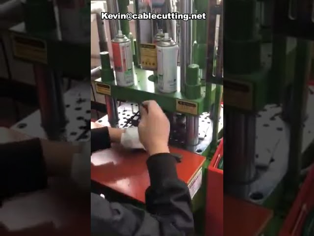 Direct Supply Dental Floss Pick Injection Machine & Car Parts Plastic Molding